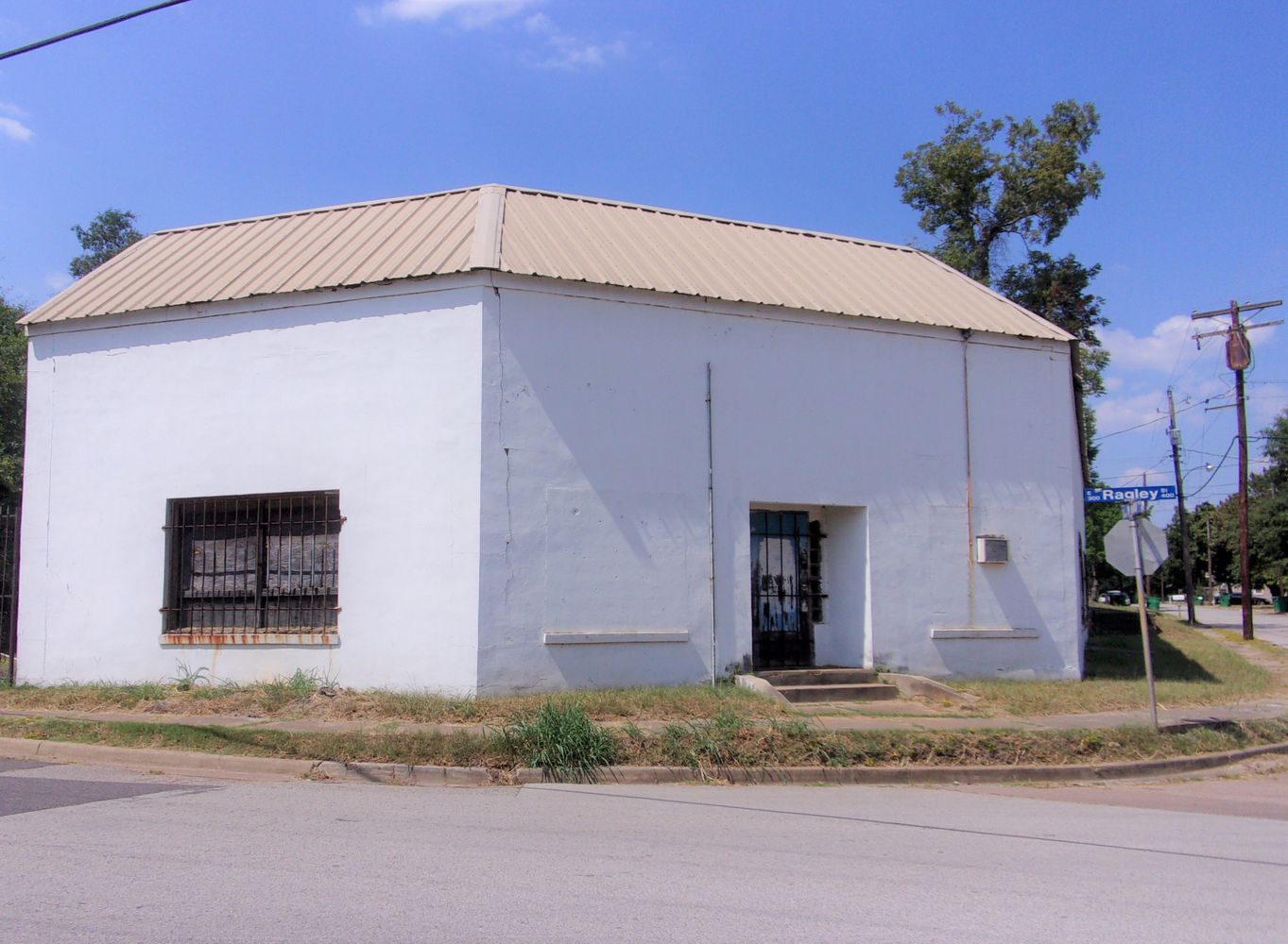 200 S Mill St, Henderson, TX 75654